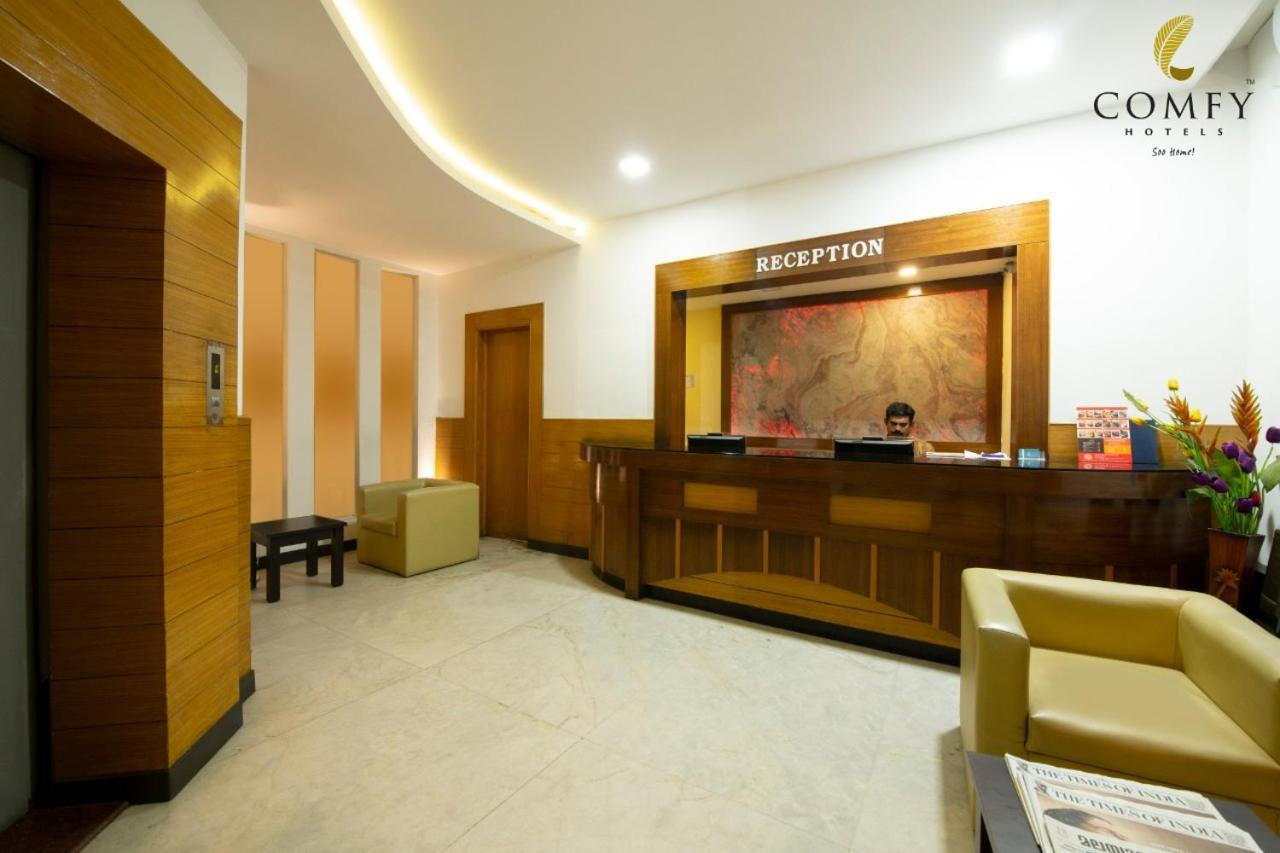 Comfy Luxury Hotel Bangalore Exterior photo